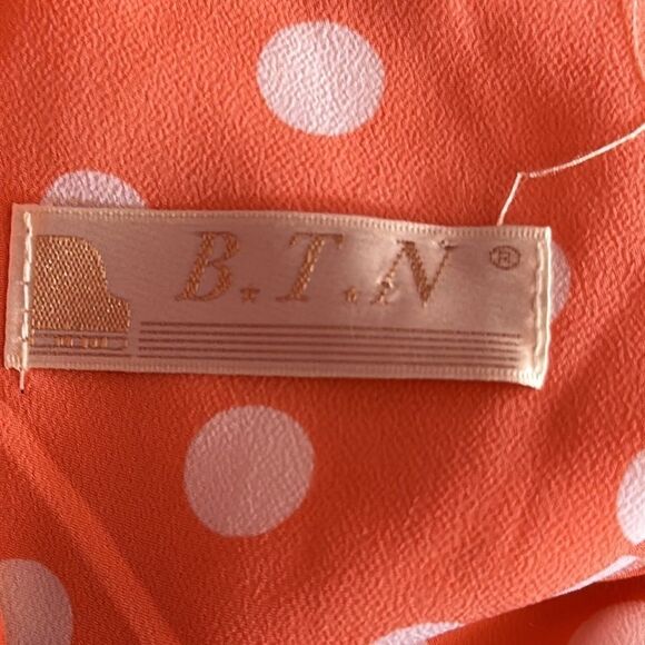 B.T.N. Coral Sleeveless Dress White Polka Dots Retro Summer Style - Picture 4 of 4